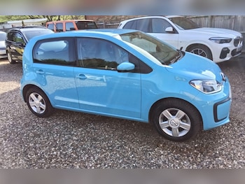 Used Volkswagen up! 2018 for sale - 77671463: Photo