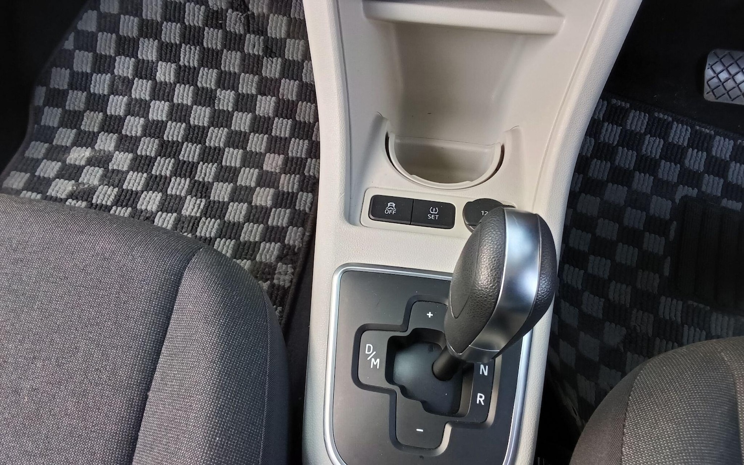 Used Volkswagen up! for sale - 77671463: Photo 40