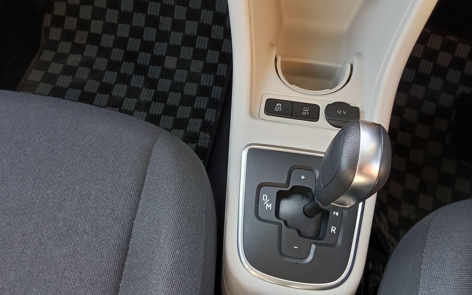 Used Volkswagen up! for sale - 77671463: Photo 42