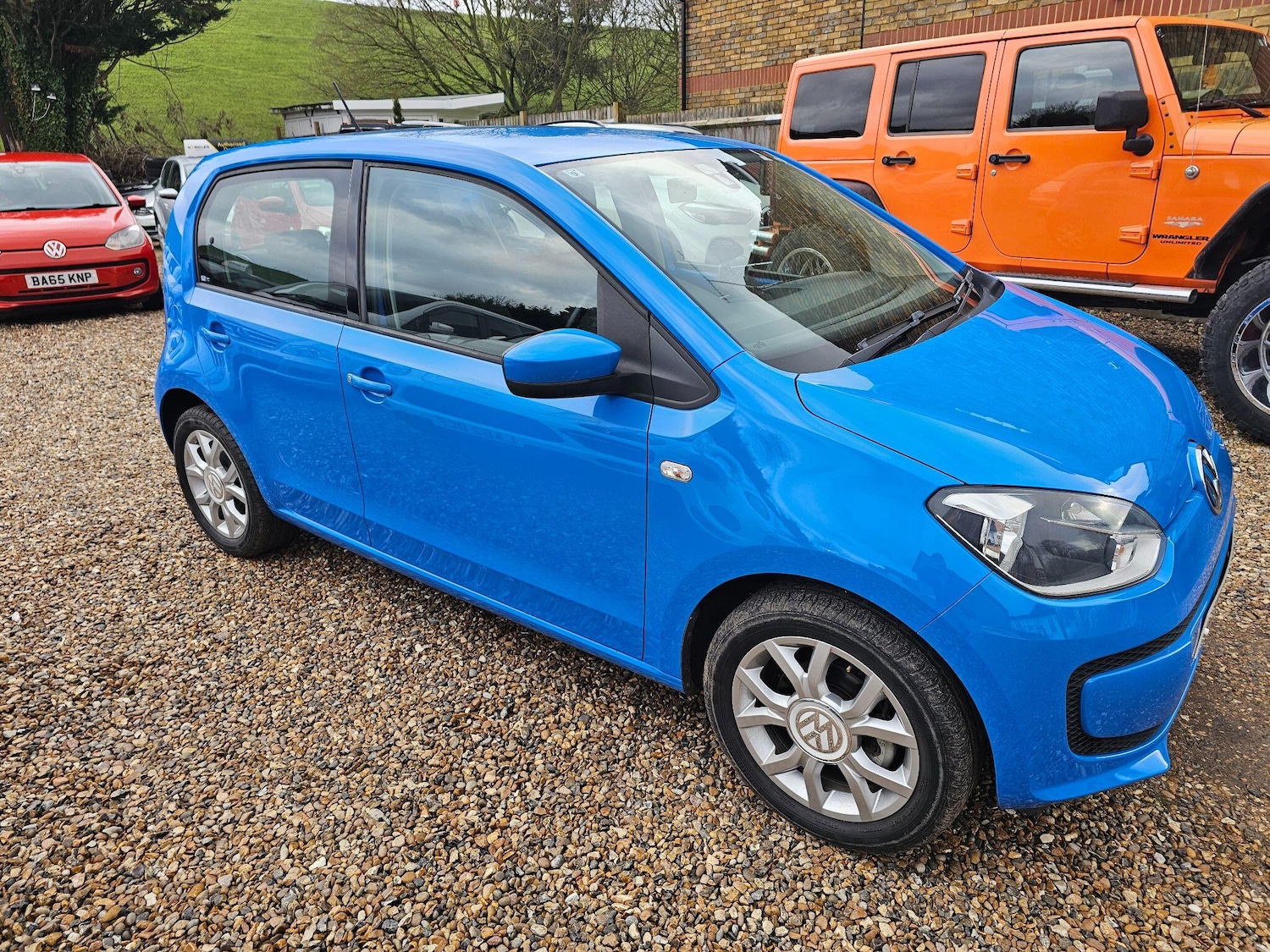 Used Volkswagen up! 2026 for sale - 77376560: Photo 2
