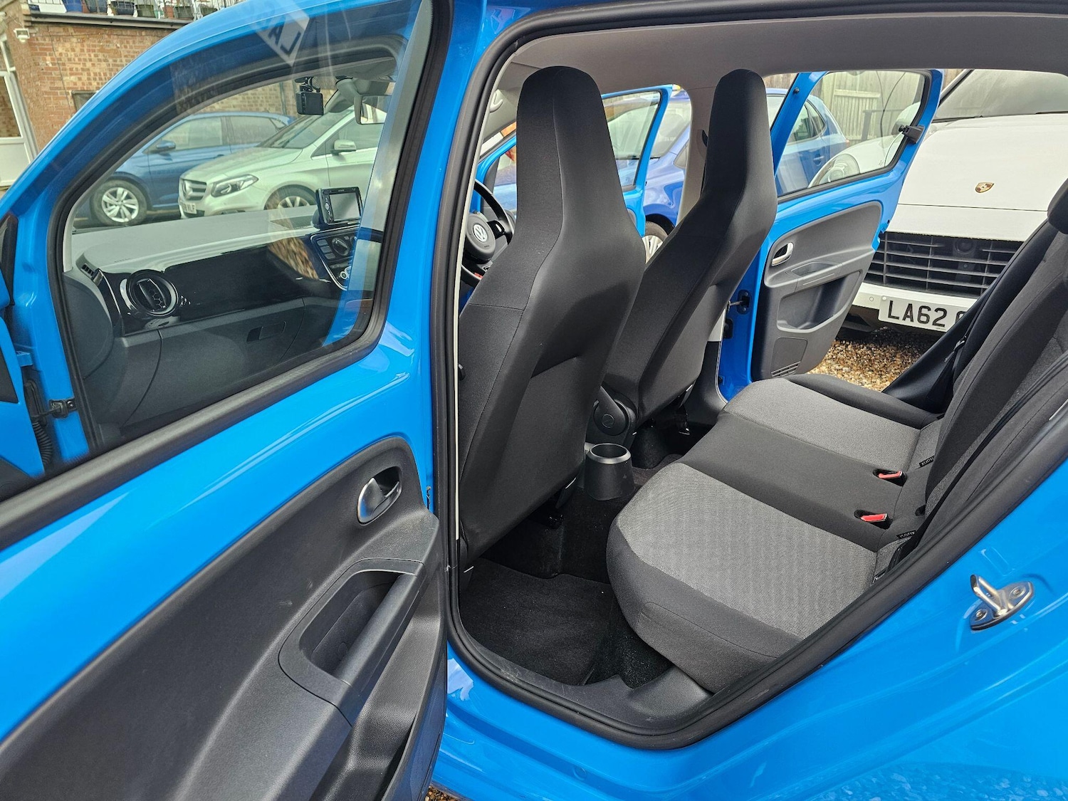 Used Volkswagen up! 2026 for sale - 77376560: Photo 28