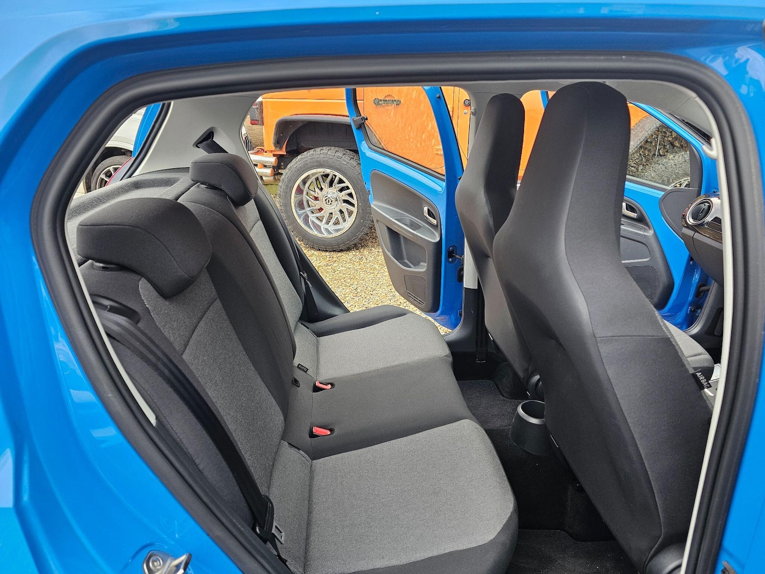 Used Volkswagen up! 2026 for sale - 77376560: Photo 33