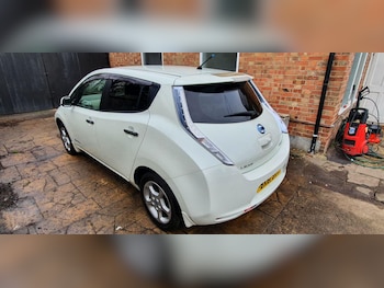 Used Nissan Leaf 2011 for sale - 76083843: Photo