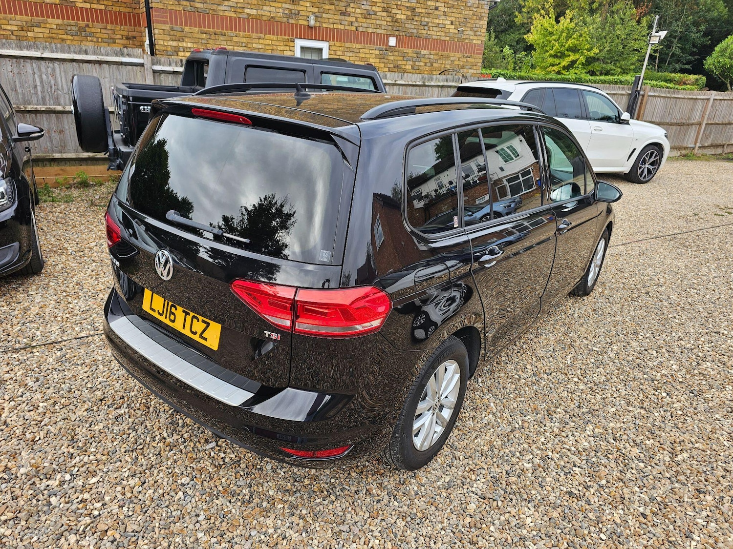 Used Volkswagen Touran 2025 for sale - 76993931: Photo 30