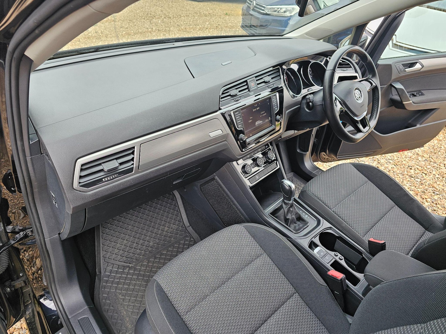 Used Volkswagen Touran 2025 for sale - 76993931: Photo 33