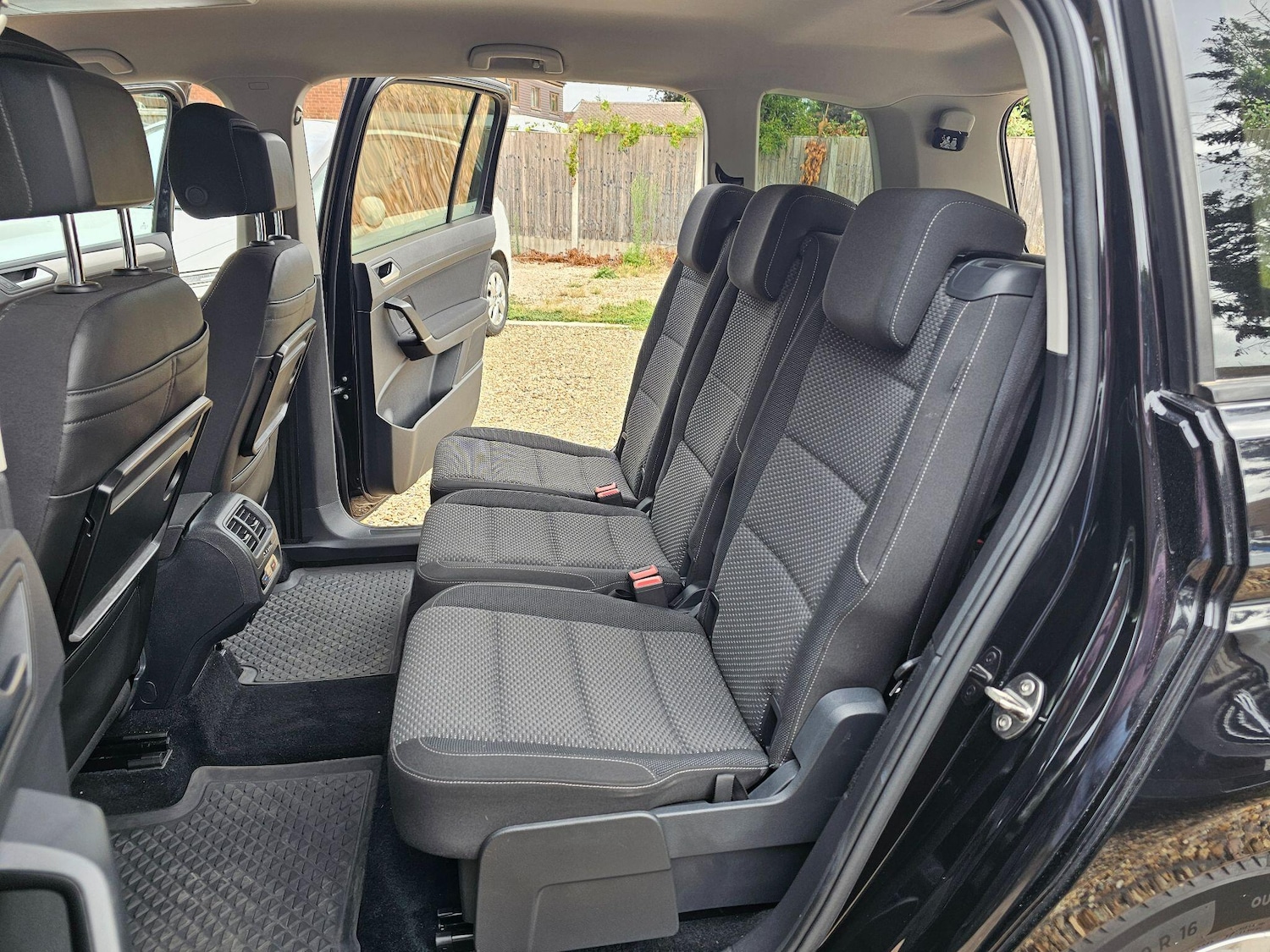 Used Volkswagen Touran 2025 for sale - 76993931: Photo 43