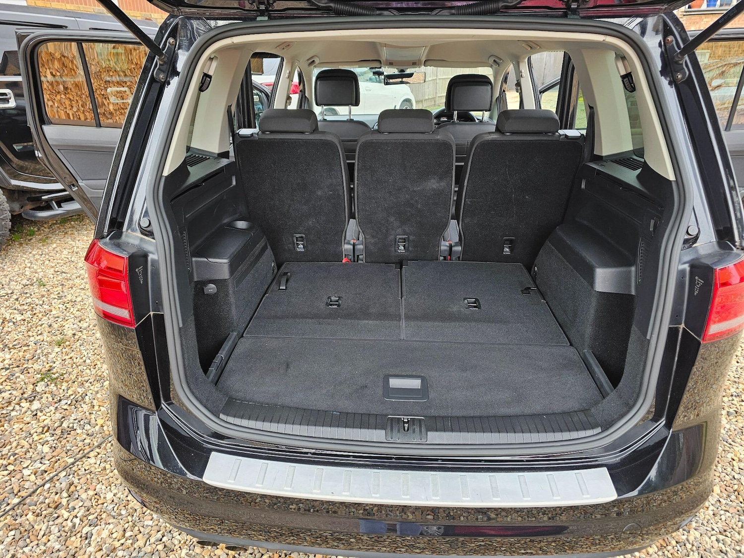 Used Volkswagen Touran 2025 for sale - 76993931: Photo 58