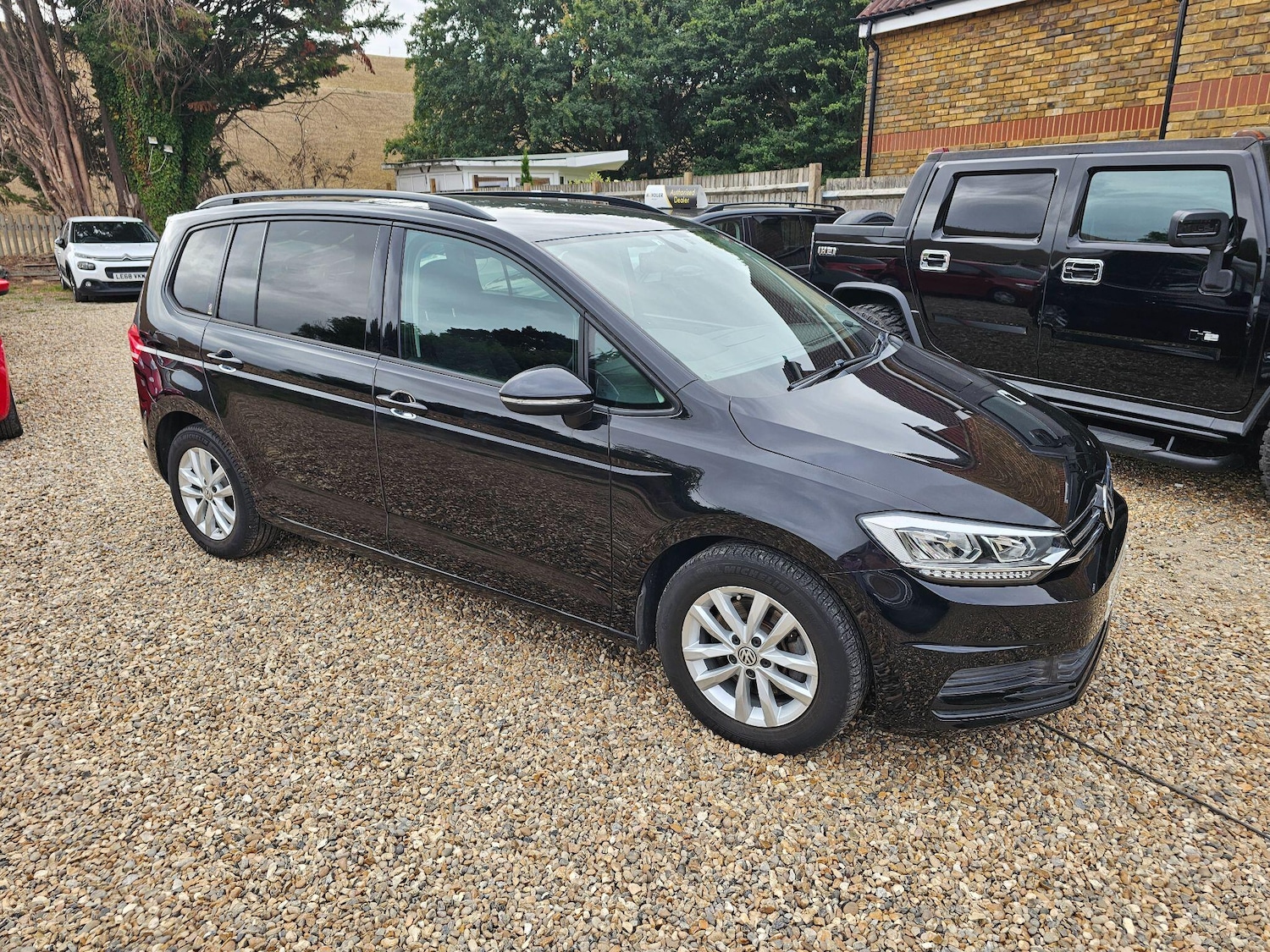 Used Volkswagen Touran 2025 for sale - 76993931: Photo 8