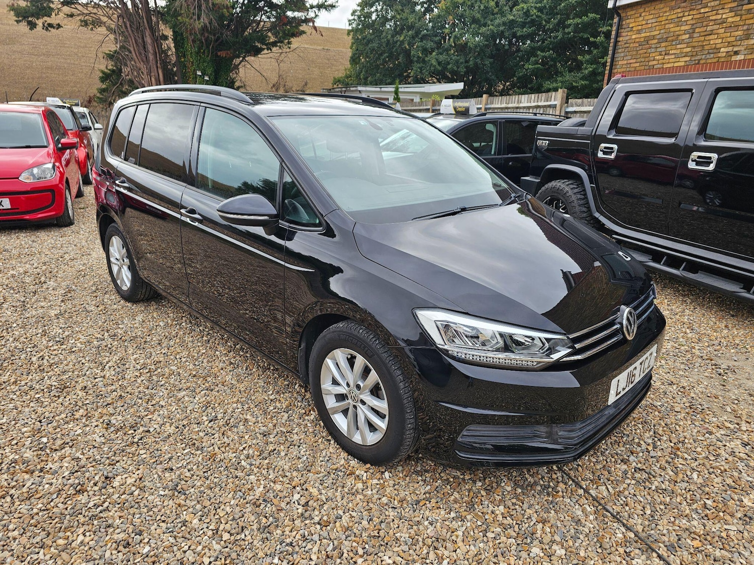 Used Volkswagen Touran 2025 for sale - 76993931: Photo 9