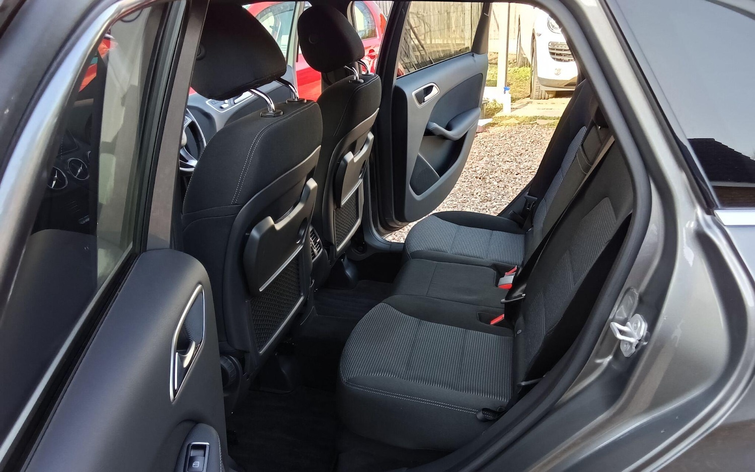 Used Mercedes-Benz B Class for sale - 77671363: Photo 36