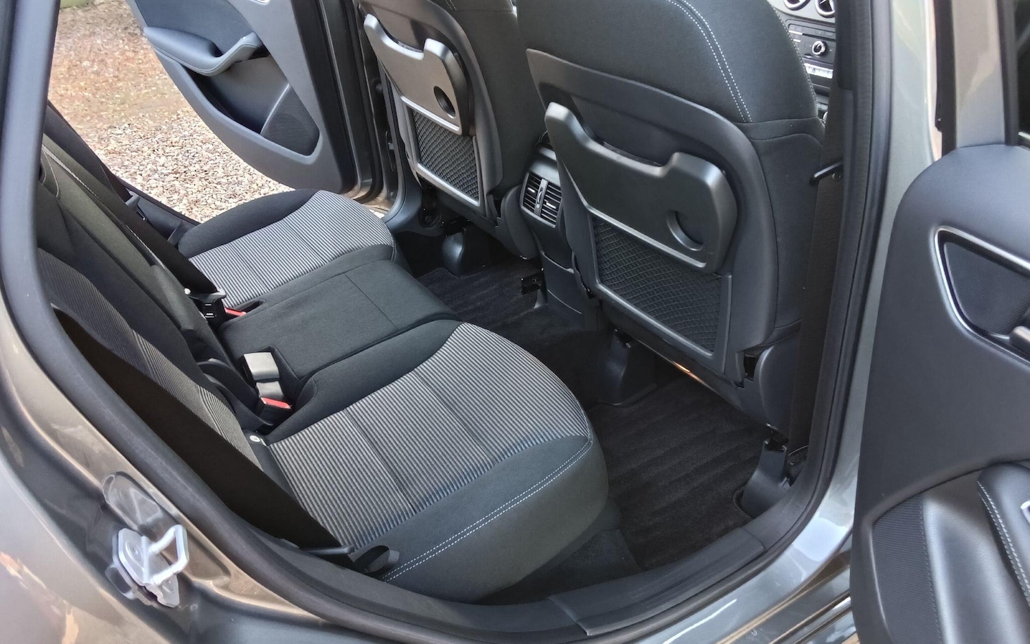 Used Mercedes-Benz B Class for sale - 77671363: Photo 51