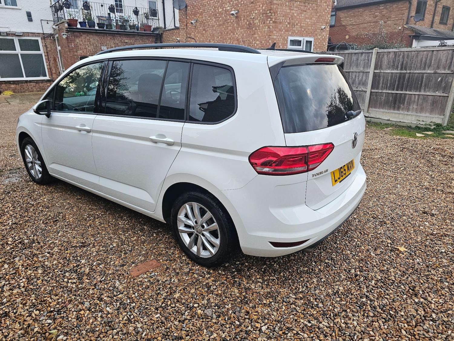 Used Volkswagen Touran for sale - 76701547: Photo 15