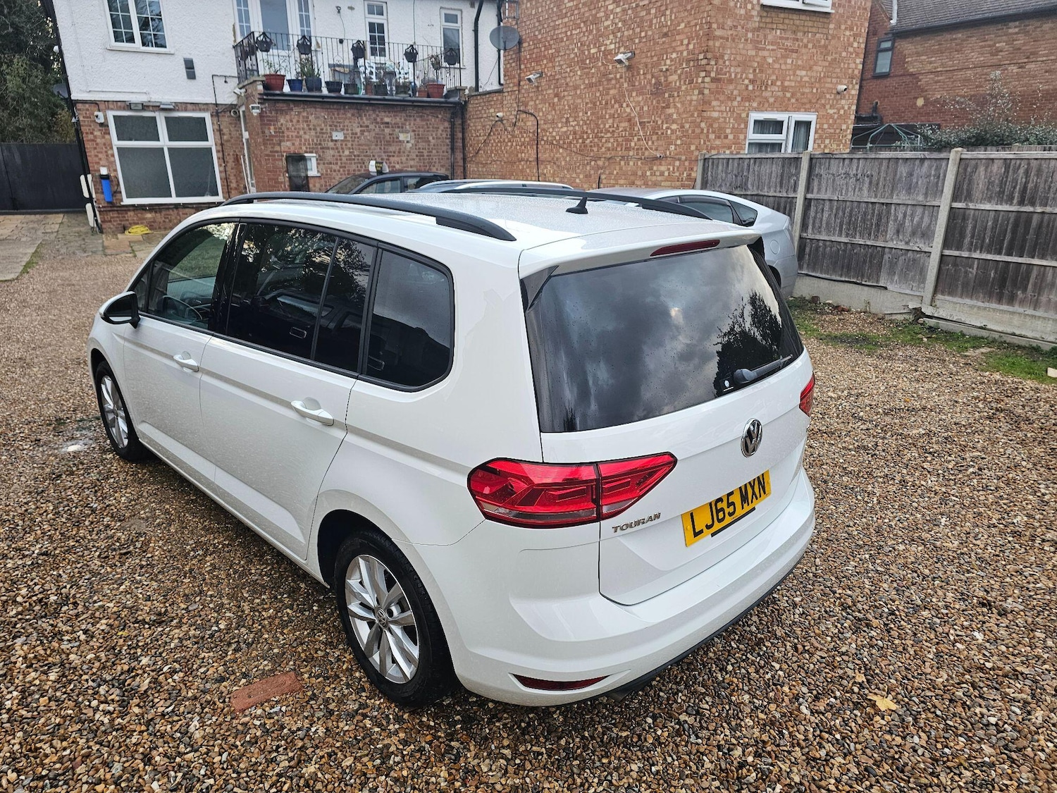 Used Volkswagen Touran for sale - 76701547: Photo 17