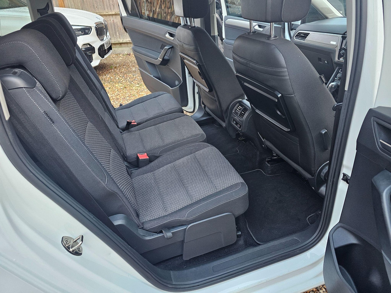 Used Volkswagen Touran for sale - 76701547: Photo 36