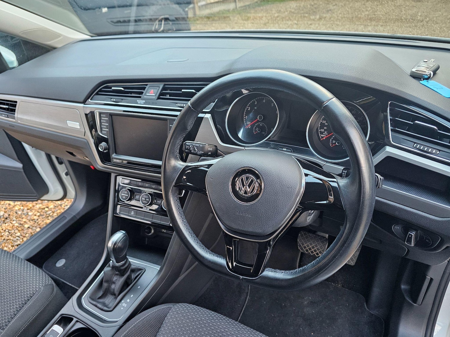 Used Volkswagen Touran for sale - 76701547: Photo 42