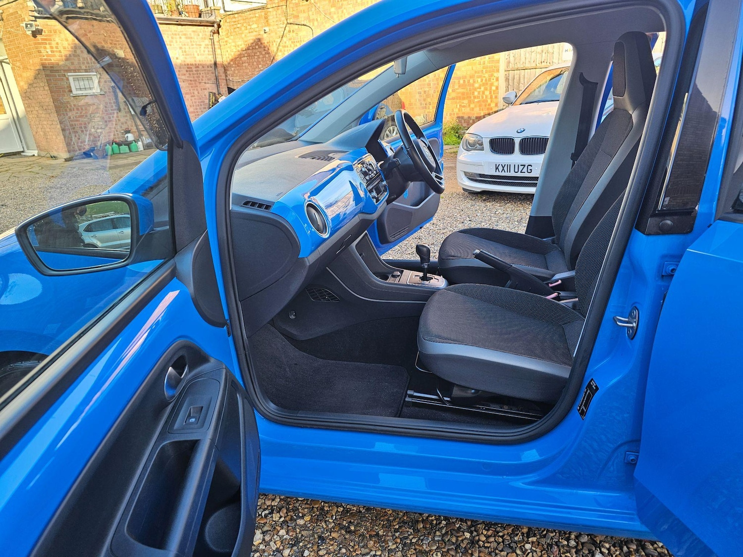 Used Volkswagen up! 2024 for sale - 77377663: Photo 34