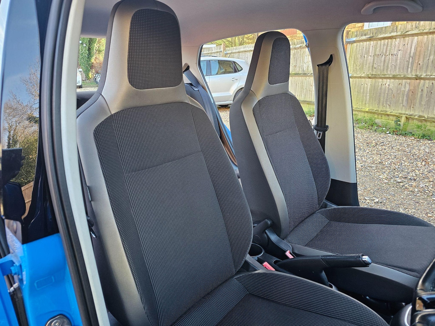 Used Volkswagen up! 2024 for sale - 77377663: Photo 53