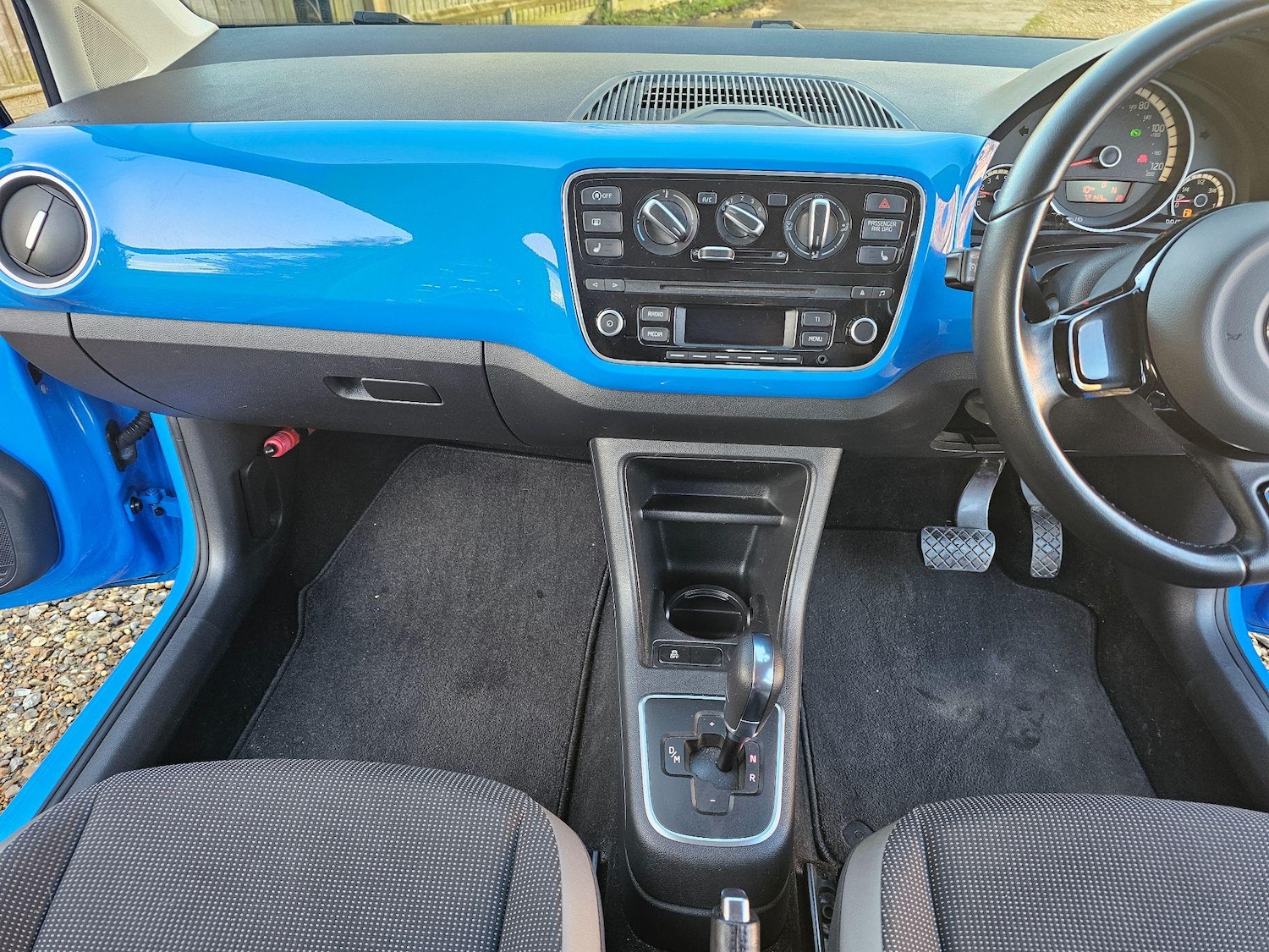 Used Volkswagen up! 2024 for sale - 77377663: Photo 58