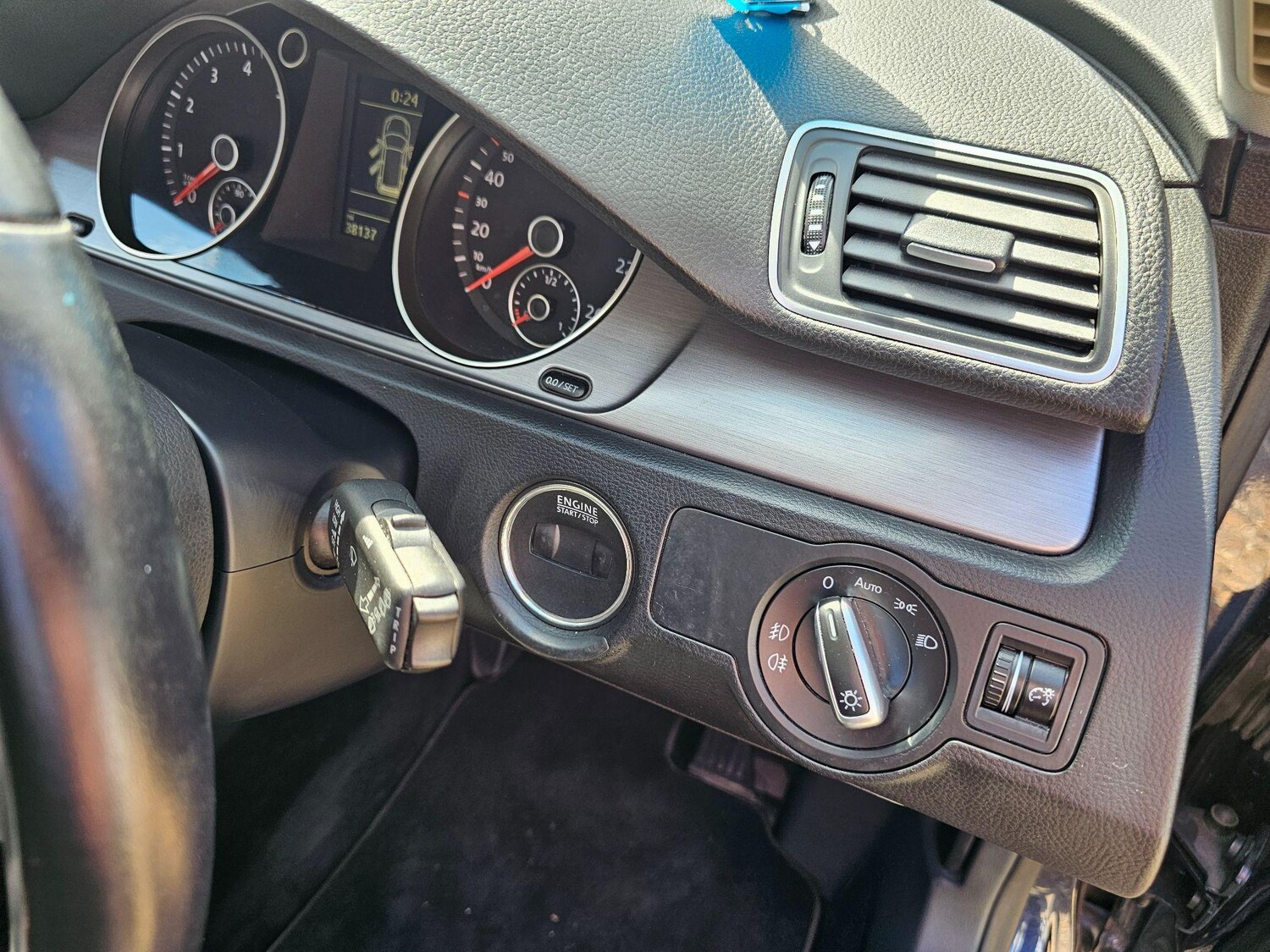 Vehicle 28