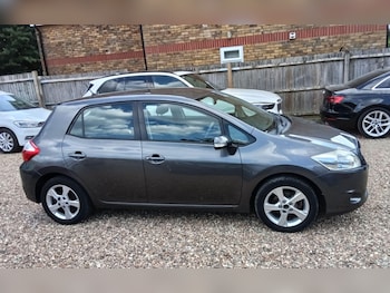 Used Toyota Auris 2010 for sale - 79202312: Photo