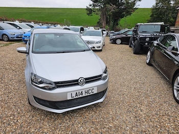 Used Volkswagen Polo 2014 for sale - 76484307: Photo