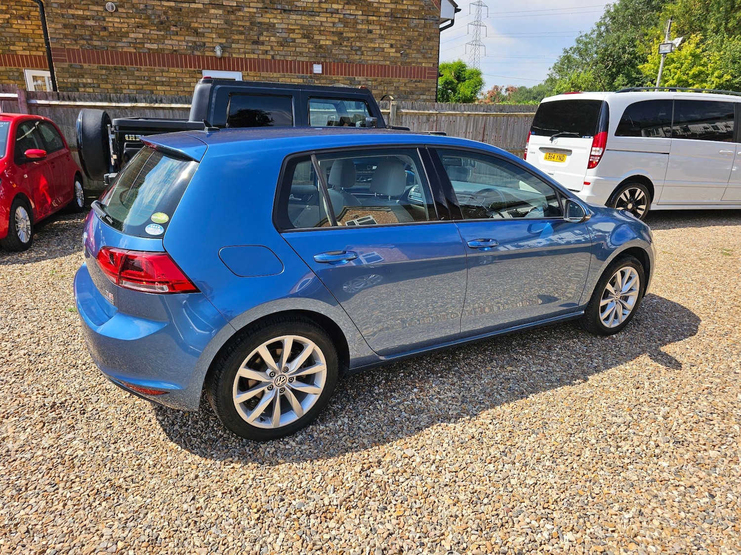 Vehicle 28
