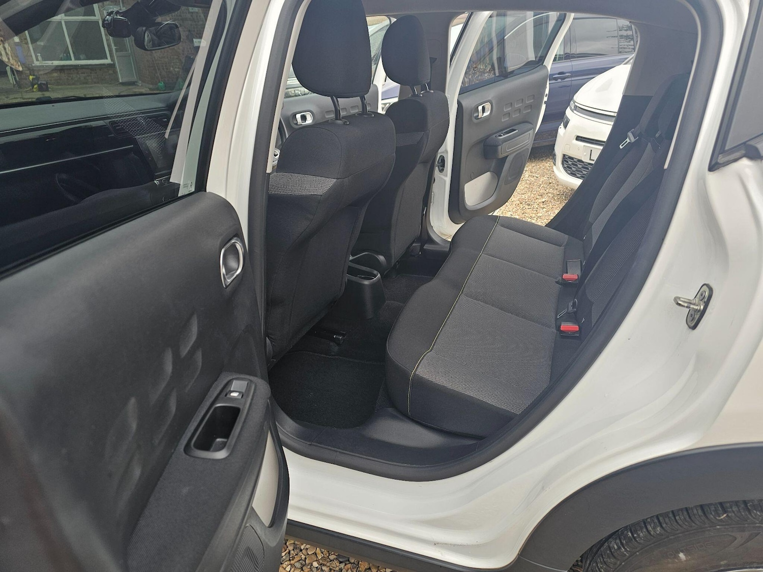 Vehicle 29