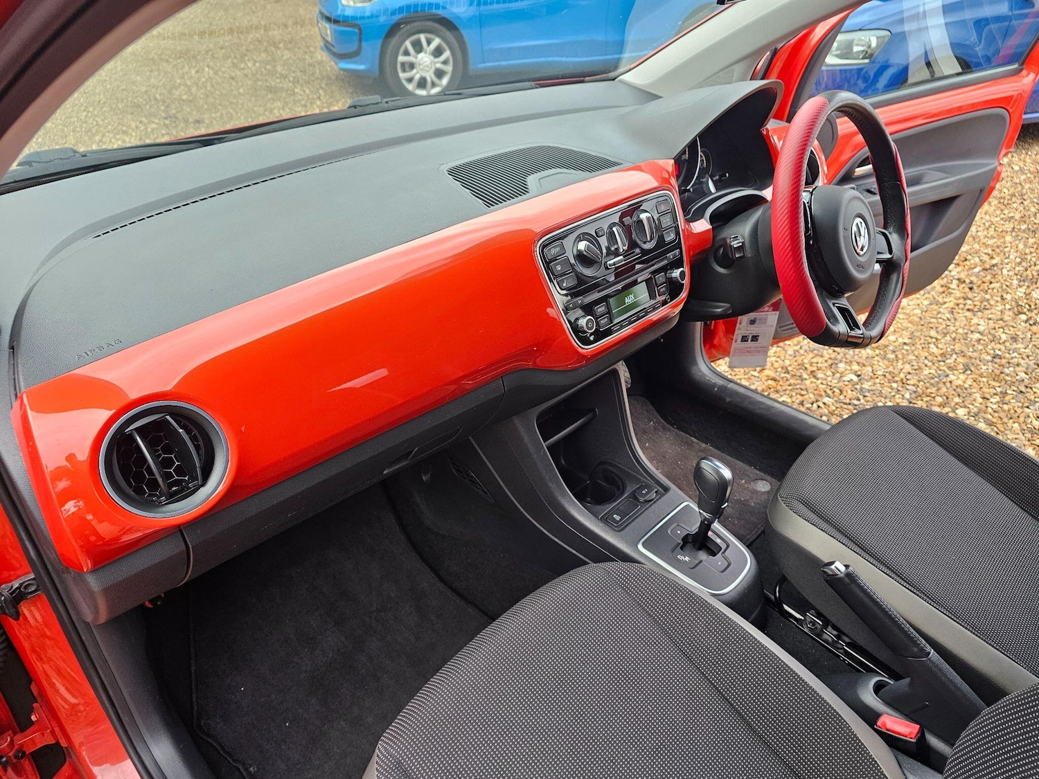 Used Volkswagen up! 2026 for sale - 77376844: Photo 28