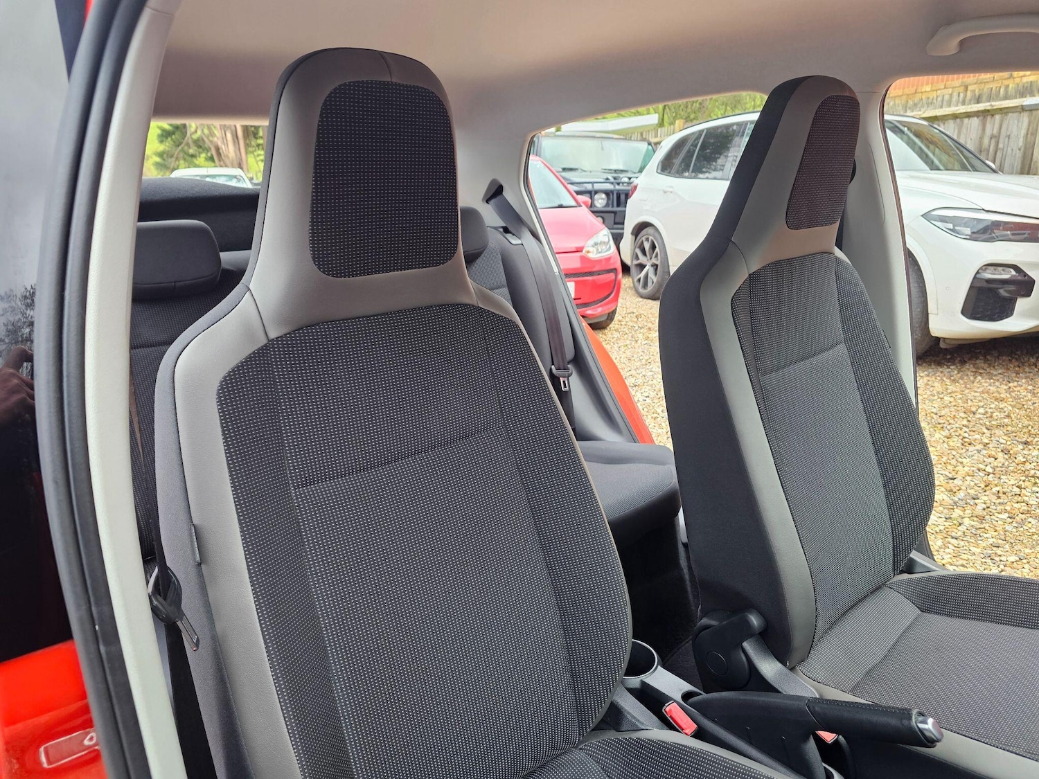 Used Volkswagen up! 2026 for sale - 77376844: Photo 33