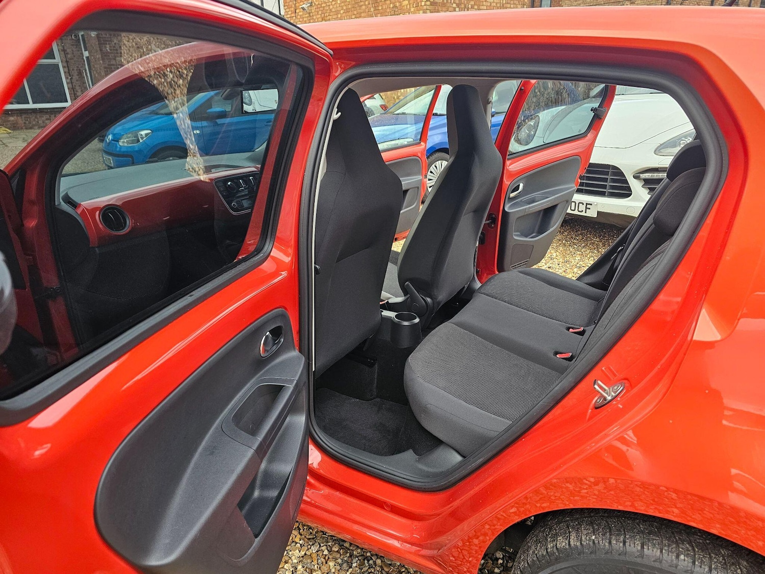 Used Volkswagen up! 2026 for sale - 77376844: Photo 34