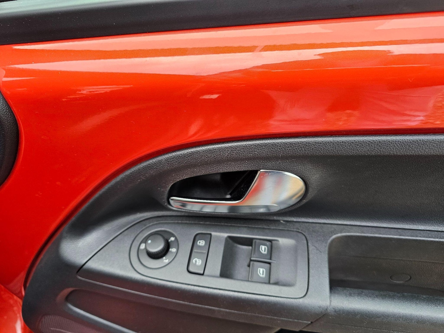 Used Volkswagen up! 2026 for sale - 77376844: Photo 41