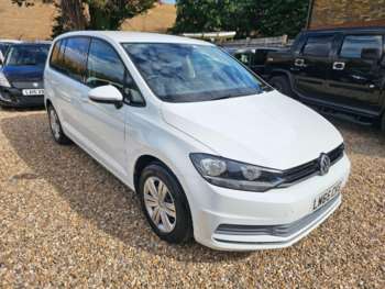 Used Volkswagen Touran 2016 for sale - 75267877: Photo