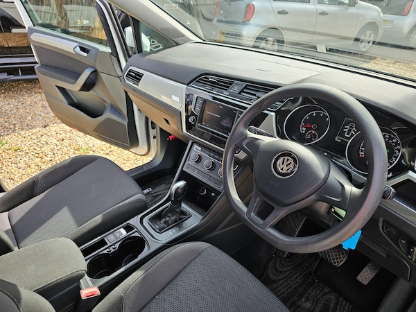 Used Volkswagen Touran for sale - 75267877: Photo 31