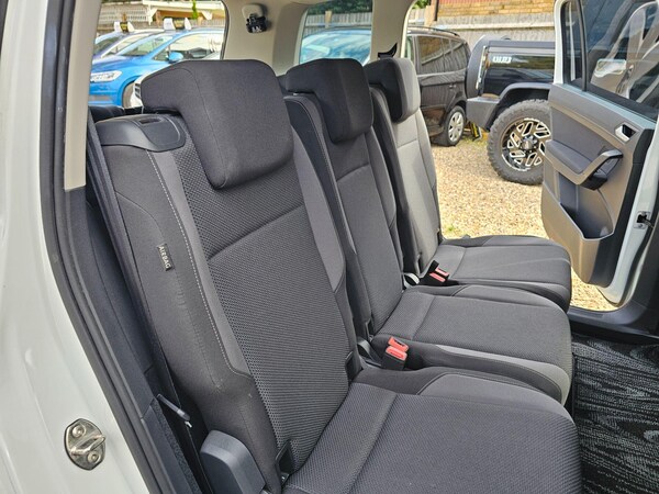 Used Volkswagen Touran for sale - 75267877: Photo 45