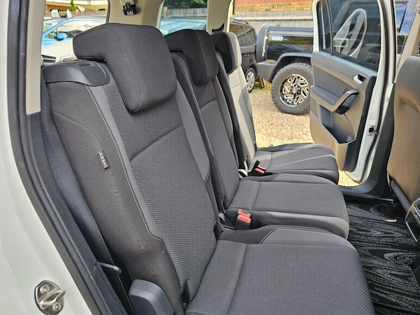 Used Volkswagen Touran for sale - 75267877: Photo 50