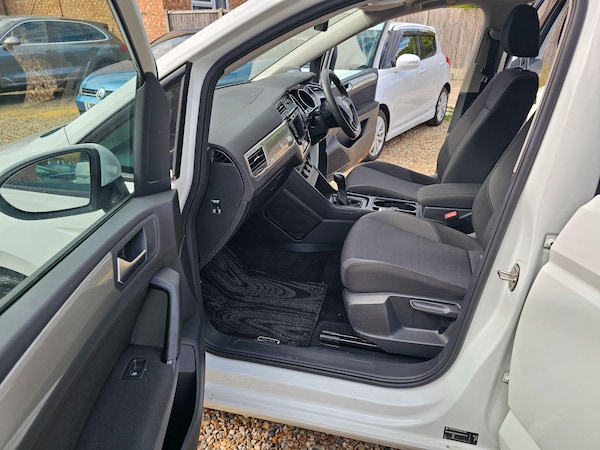 Used Volkswagen Touran for sale - 75267877: Photo 55