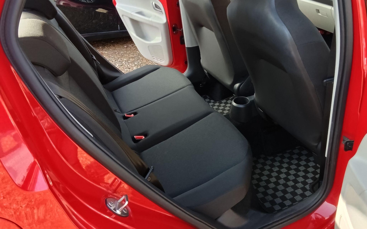 Used Volkswagen up! for sale - 77670731: Photo 35