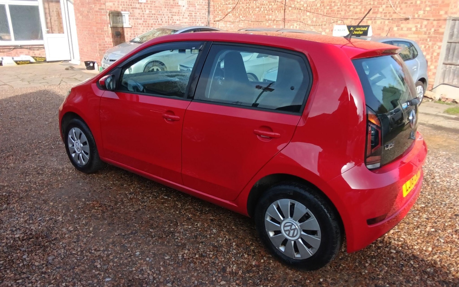Used Volkswagen up! for sale - 77670731: Photo 4