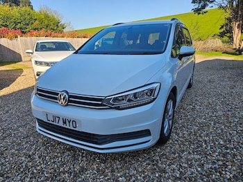 Used Volkswagen Touran 2017 for sale - 78318556: Photo