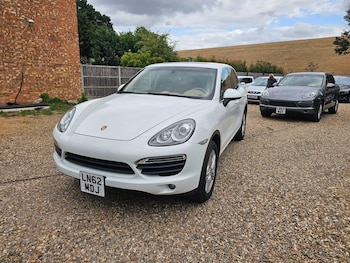 2025 (62) - 3.0h V6 S TiptronicS 4WD Euro 5 (s/s) 5dr