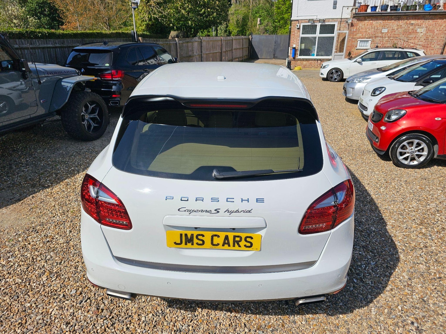 Used Porsche Cayenne 2025 for sale - 76991026: Photo 25