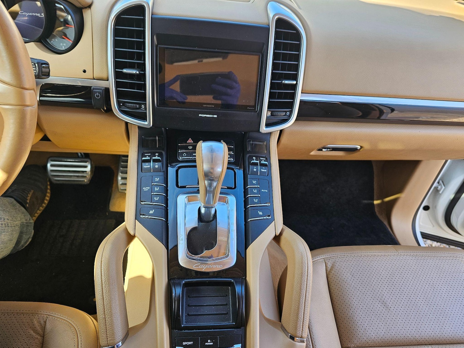 Used Porsche Cayenne 2025 for sale - 76991026: Photo 37