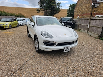 Used Porsche Cayenne 2013 for sale - 76991026: Photo