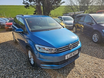 Volkswagen Touran feature image