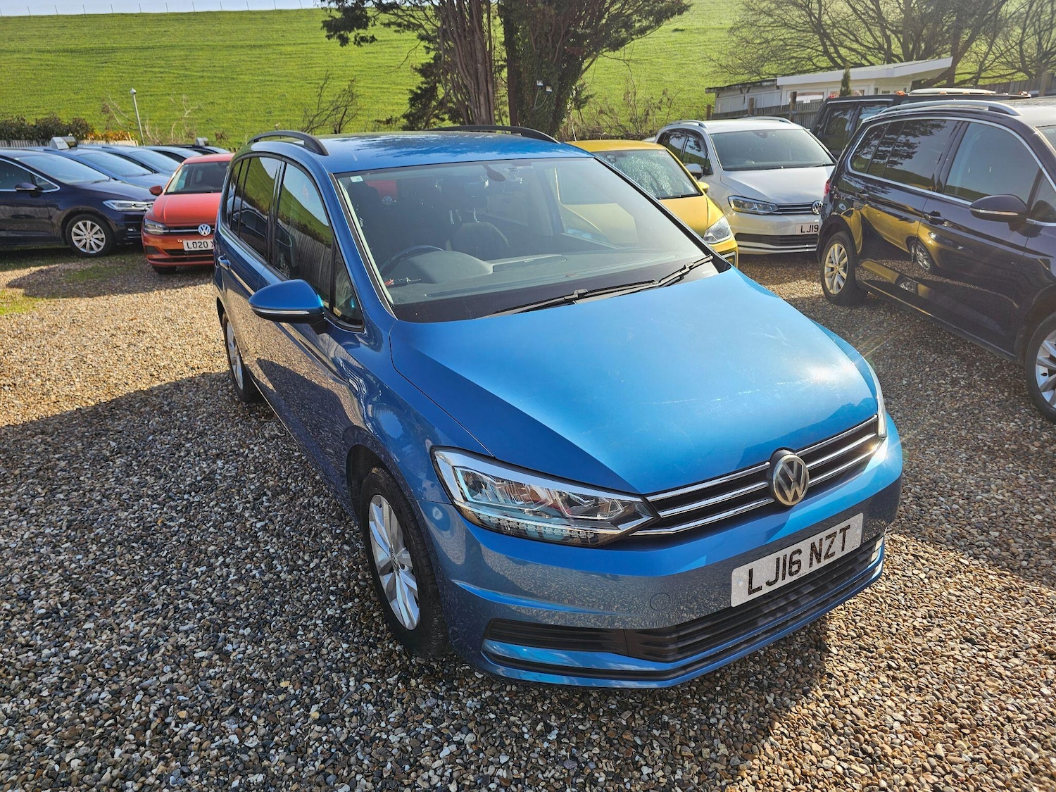 Used Volkswagen Touran 2026 for sale - 77671389: Photo 5