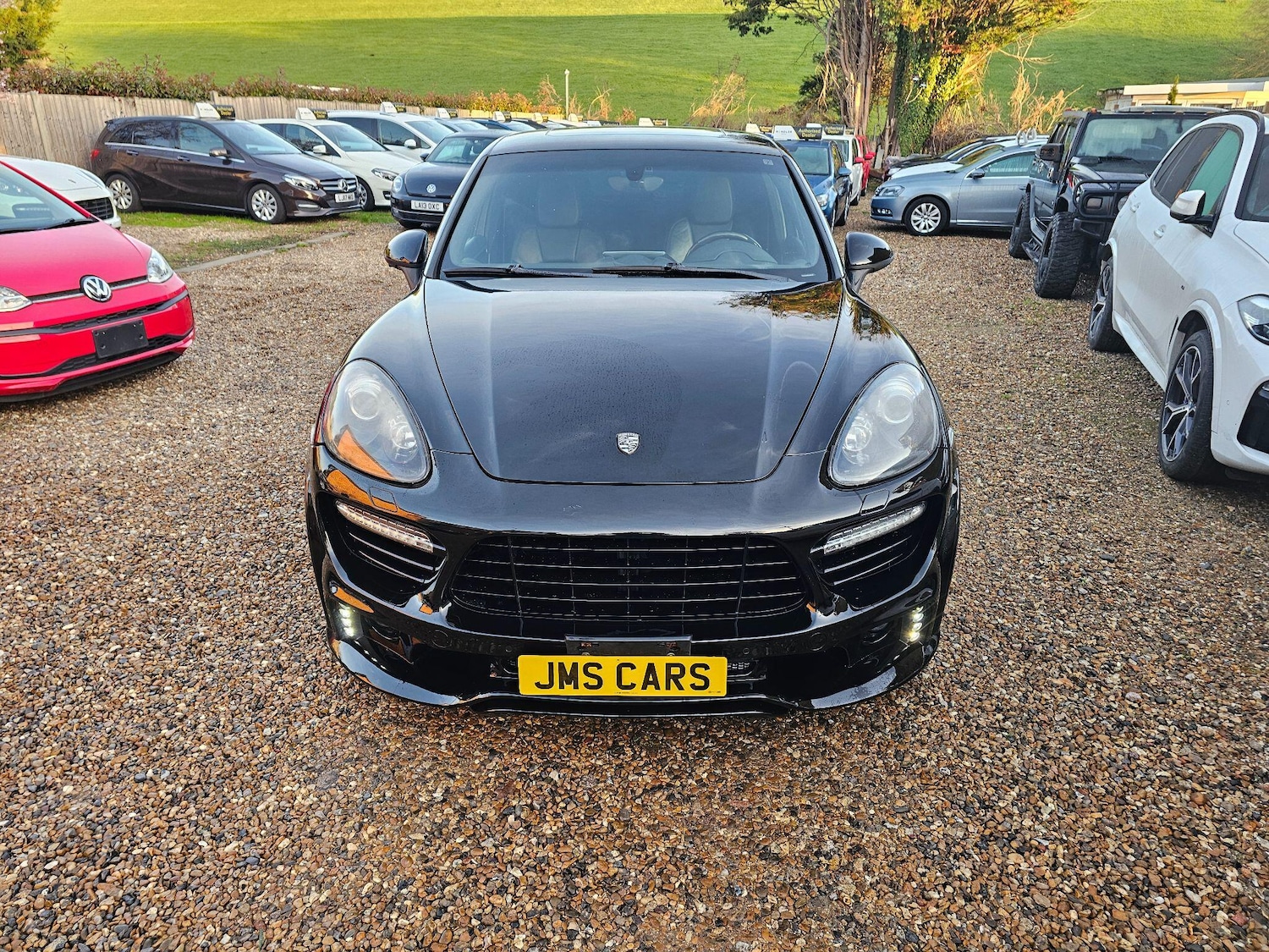 Used Porsche Cayenne for sale - 77016223: Photo 2