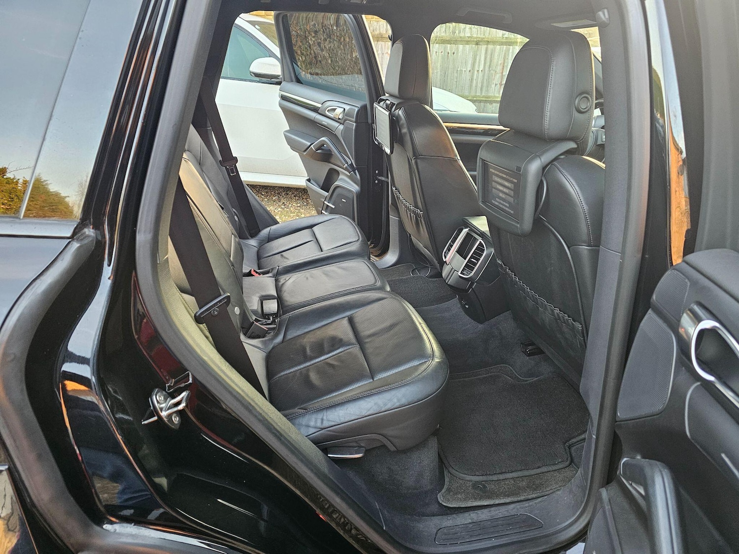 Used Porsche Cayenne for sale - 77016223: Photo 42