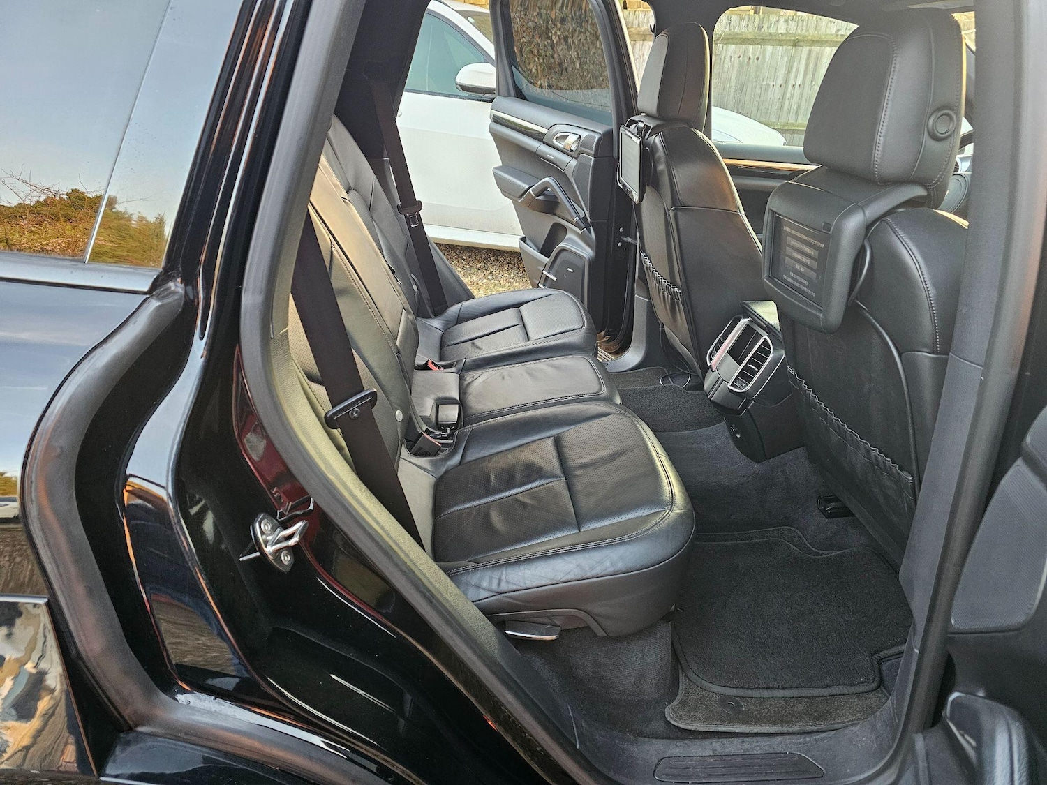 Used Porsche Cayenne for sale - 77016223: Photo 43