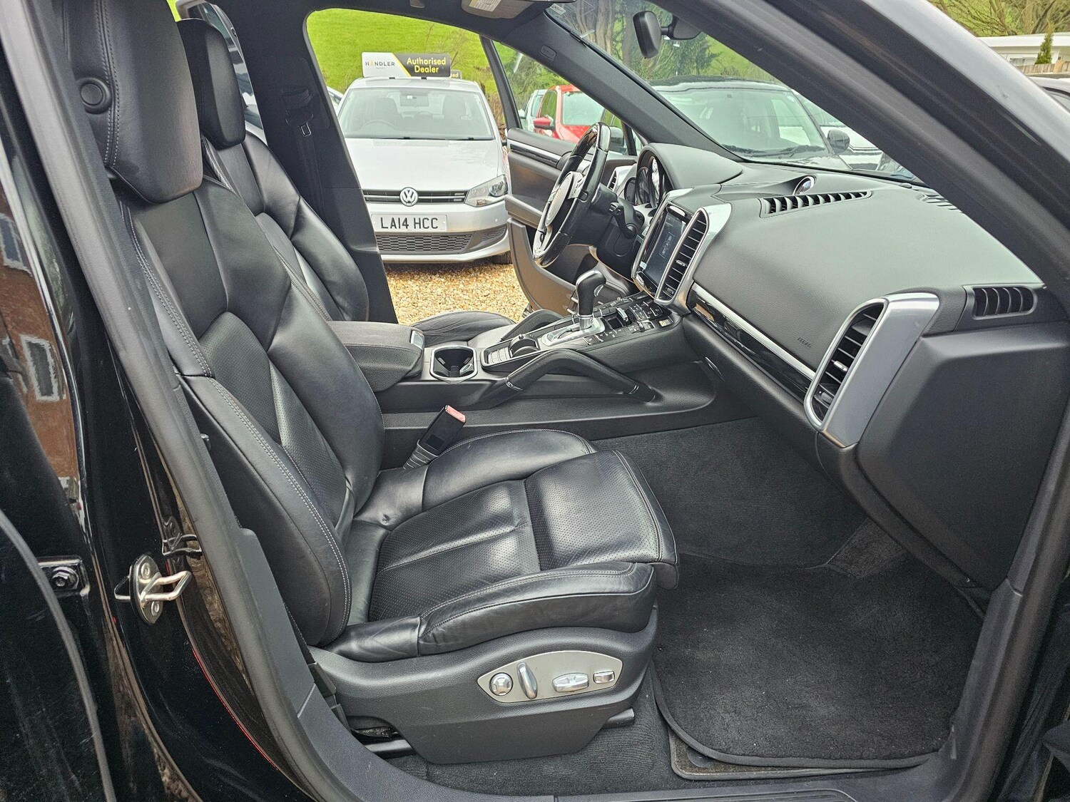 Used Porsche Cayenne for sale - 77016223: Photo 70