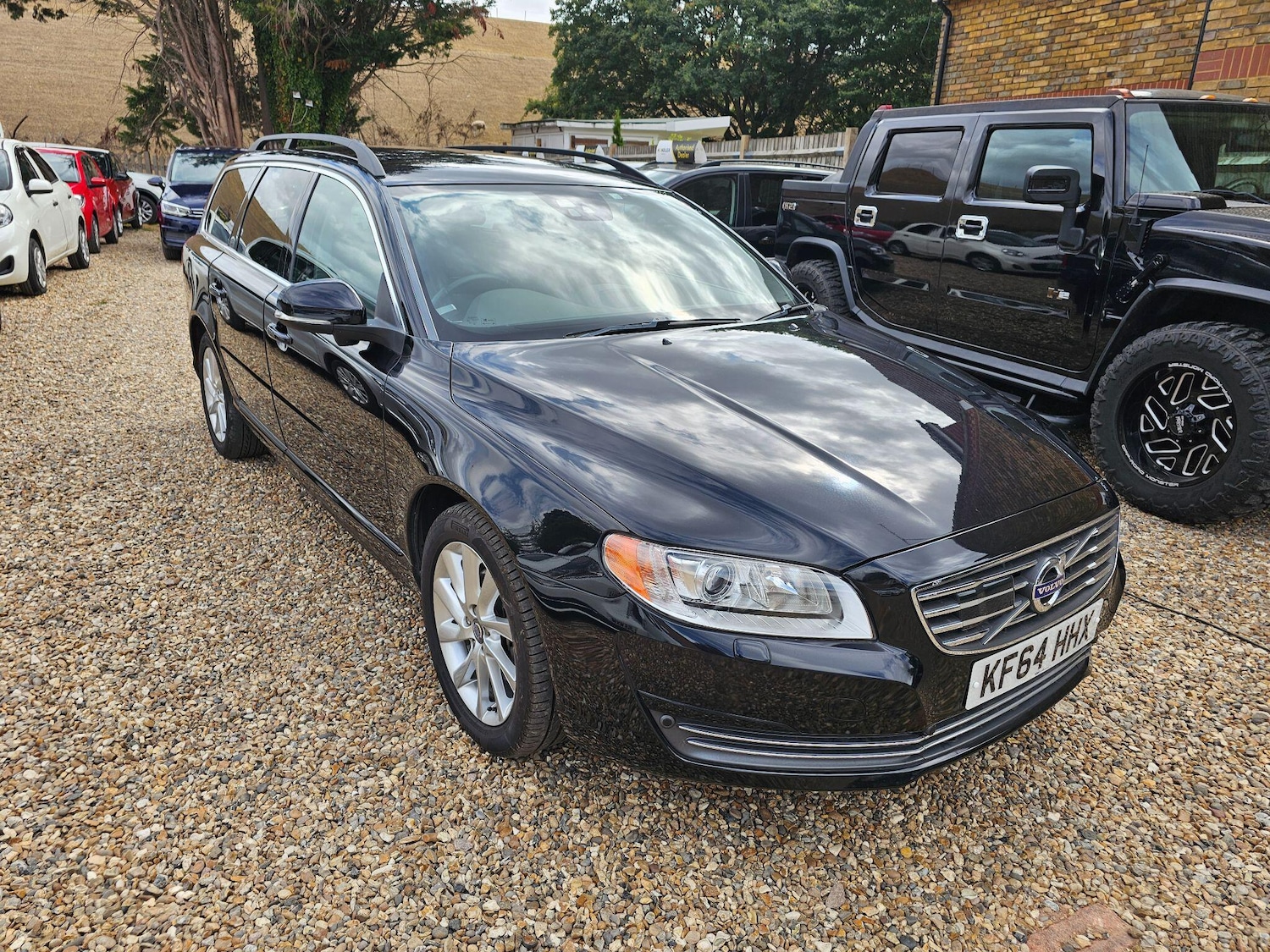 Used Volvo V70 for sale - 75707241: Photo 1